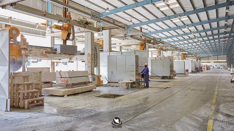 جهت خرید سنگ نما با قیمت مناسب می توانید به مراکز فروش و تولید سنگ های تراورتن عباس آباد مراجعه کنید.